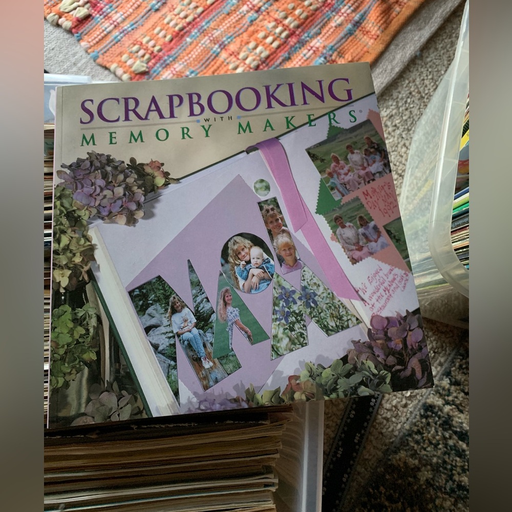 Scrapbooking With Memory Makers by Michele Gerbrandt & Kerry Arquette